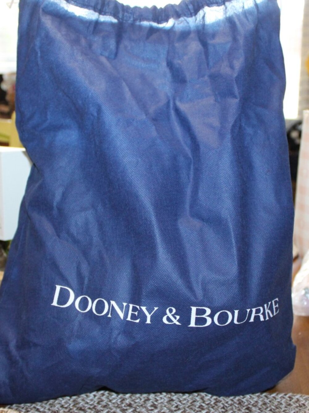 NWT Dooney & Bourke crossbody and wallet set STUNNING!! - Picture 2 of 13